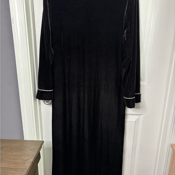 Oscar da le Renta Black Velvet Long Sleeve Caftan Dress Size Small - Picture 6 of 7